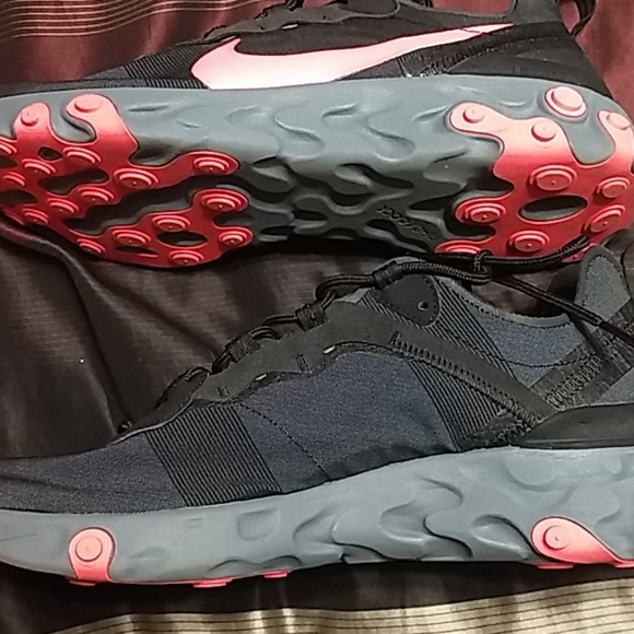 Nike react element with box - Picture 3 of 4